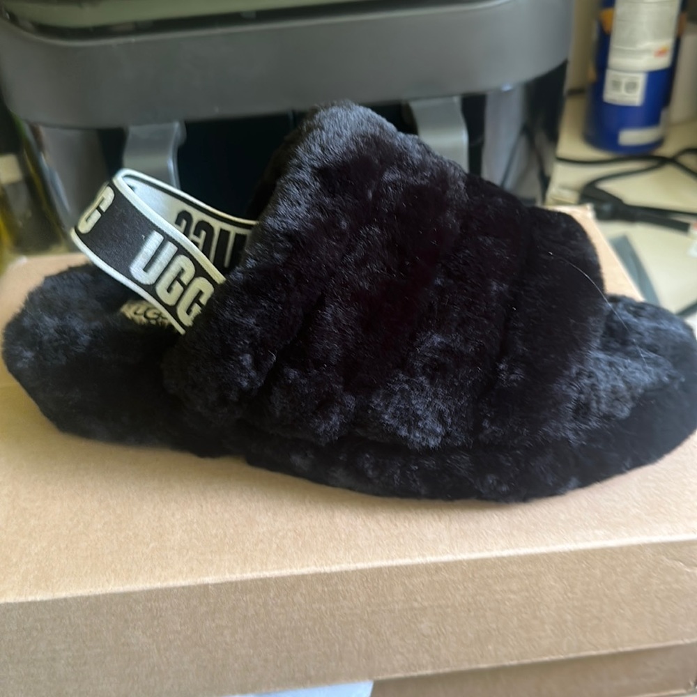 Ugg slippers black size 8